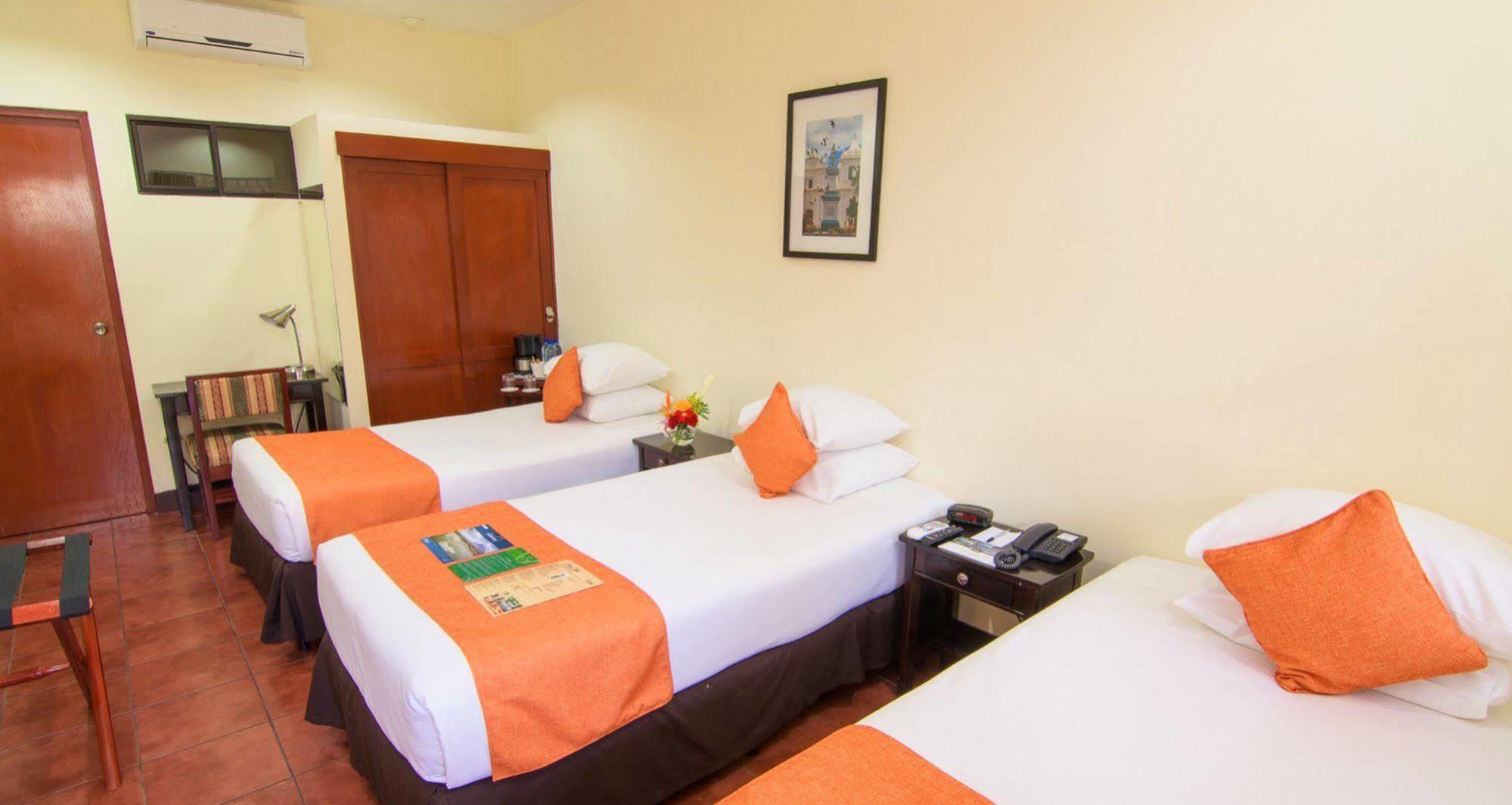 Best Western Las Mercedes Leon Exterior photo